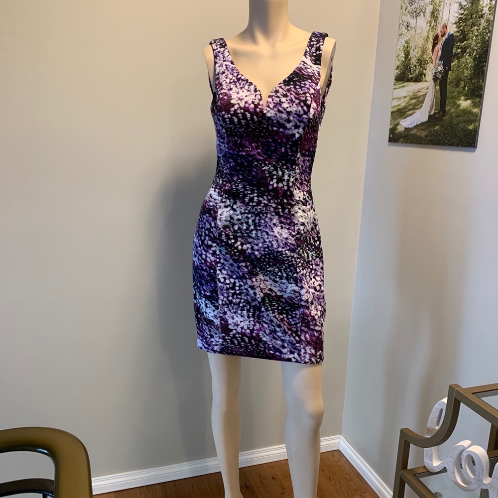 GUESS plunge dress